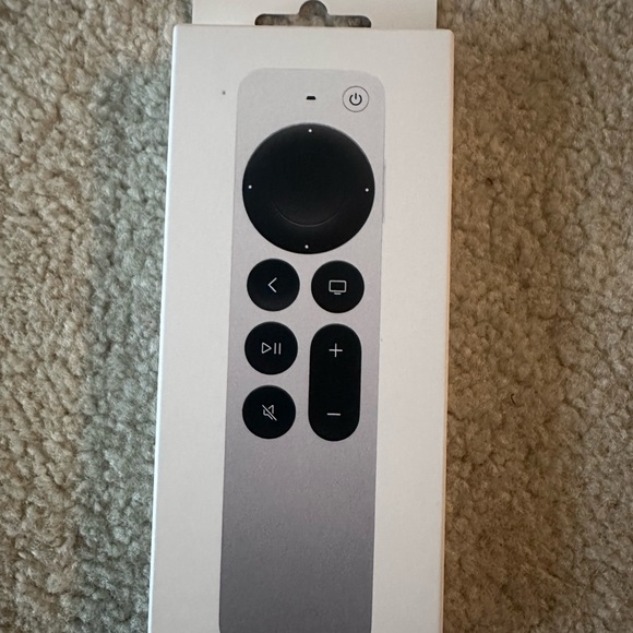 Apple TV SIRI Remote NEW IN BOX - Picture 3 of 3